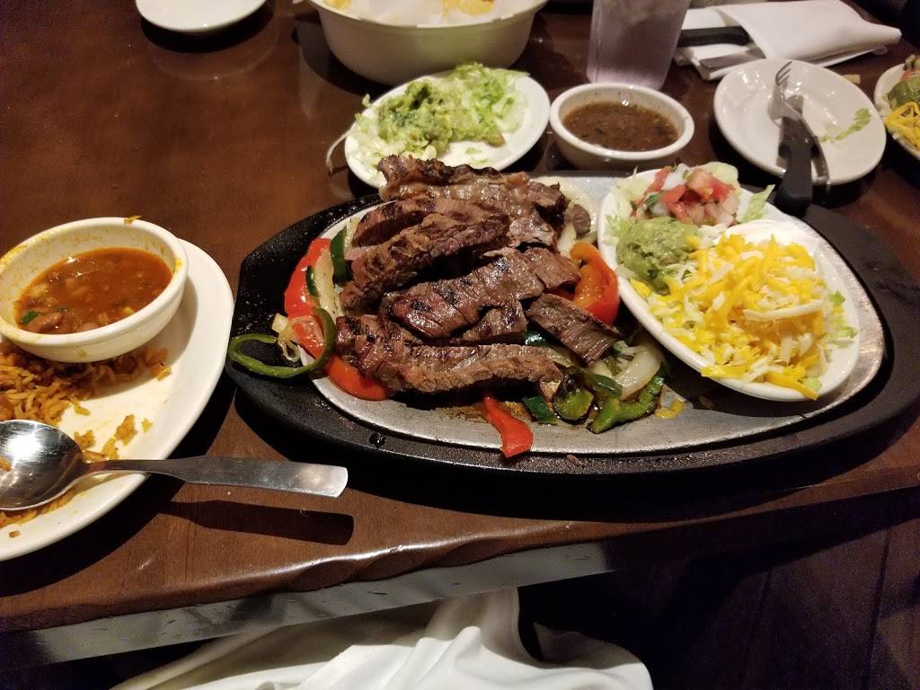 Uncle Julios Mexican From Scratch | restaurant | 5 Woodfield Mall space f-315, Schaumburg, IL 60173, USA | 6306355500 OR +1 630-635-5500