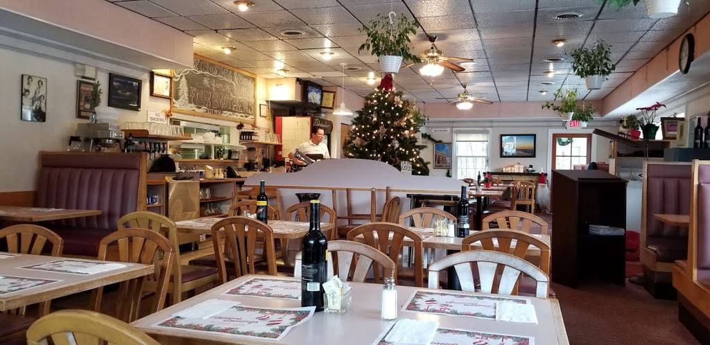 Four Brothers | restaurant | 1890 US-44, Pleasant Valley, NY 12569, USA | 8456353777 OR +1 845-635-3777