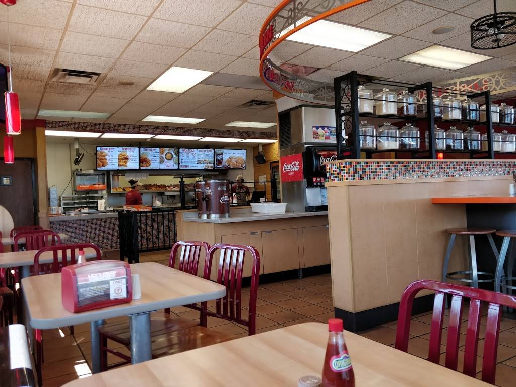 Popeyes Louisiana Kitchen | restaurant | 414 S Lincolnway St, North Aurora, IL 60542, USA | 6308969722 OR +1 630-896-9722