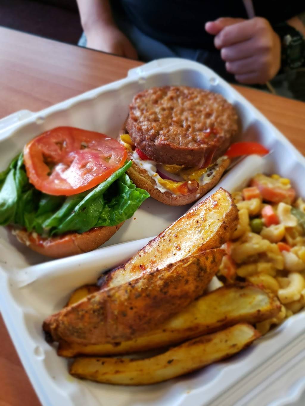 Lambs Bread Returns The King Vegan Cafe and Organic Juice Bar | restaurant | 3600 River Dr, Columbia, SC 29201, USA | 8033737491 OR +1 803-373-7491