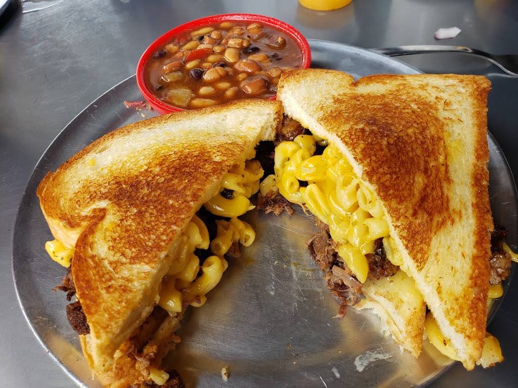 Como Smoke and Fire | restaurant | 4600 Paris Rd #102, Columbia, MO 65202, USA | 5734433473 OR +1 573-443-3473