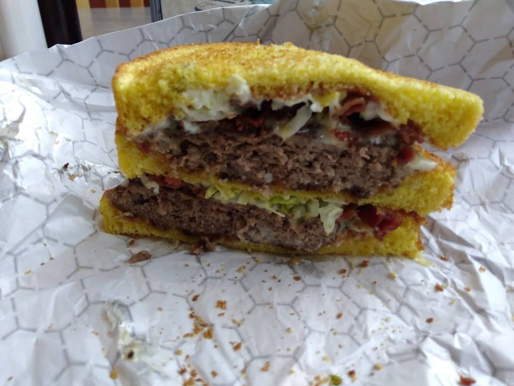 Angelos Pizzeria | meal delivery | 499 Hammond St, Bangor, ME 04401, USA | 2079425553 OR +1 207-942-5553