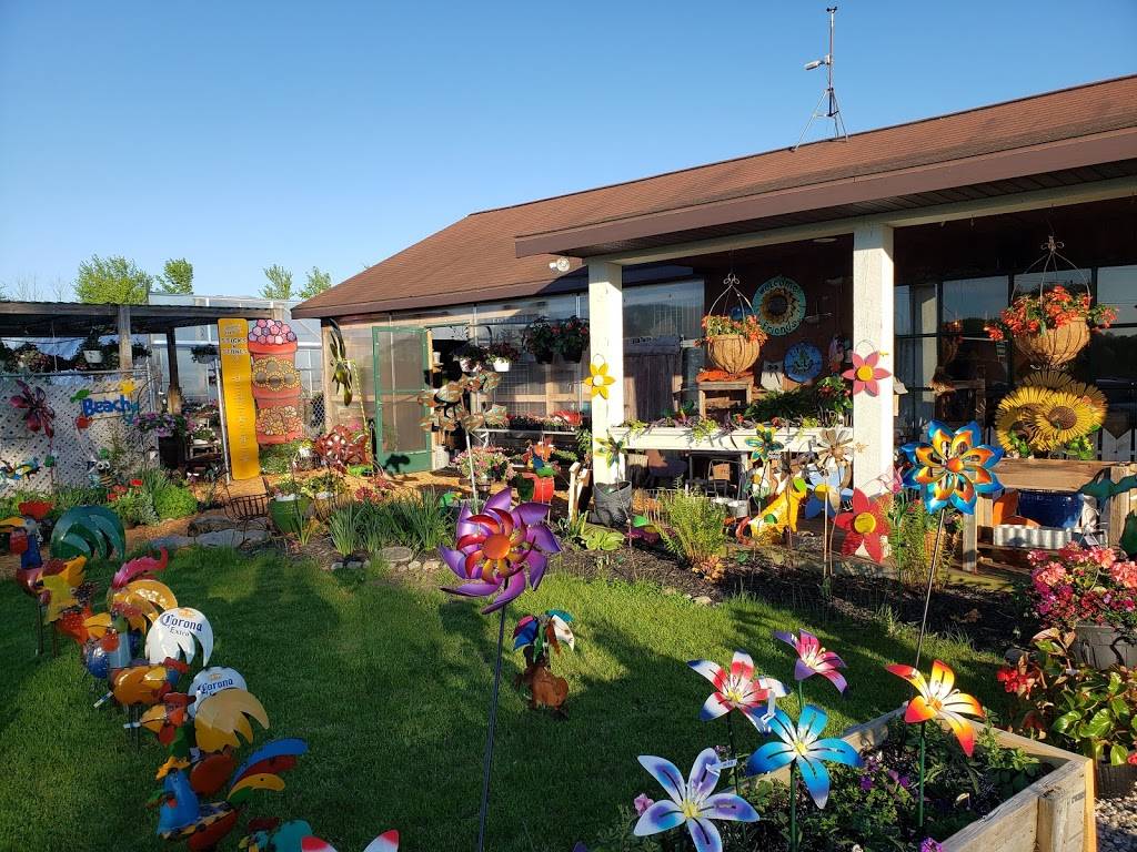 Sticks-N-Stones | restaurant | 21723 W Cannonsville Rd, Pierson, MI 49339, USA | 6166368677 OR +1 616-636-8677