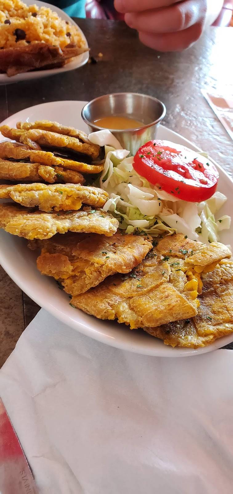 Comiendo Rico | restaurant | 2302 W Forest Home Ave, Milwaukee, WI 53215, United States | 4147121666 OR +1 414-712-1666