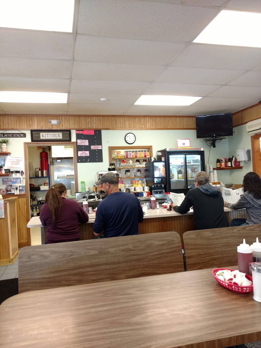 Shannas Country Kitchen | restaurant | 1515 Old Louisquisset Pike, Lincoln, RI 02865, USA | 4017255670 OR +1 401-725-5670