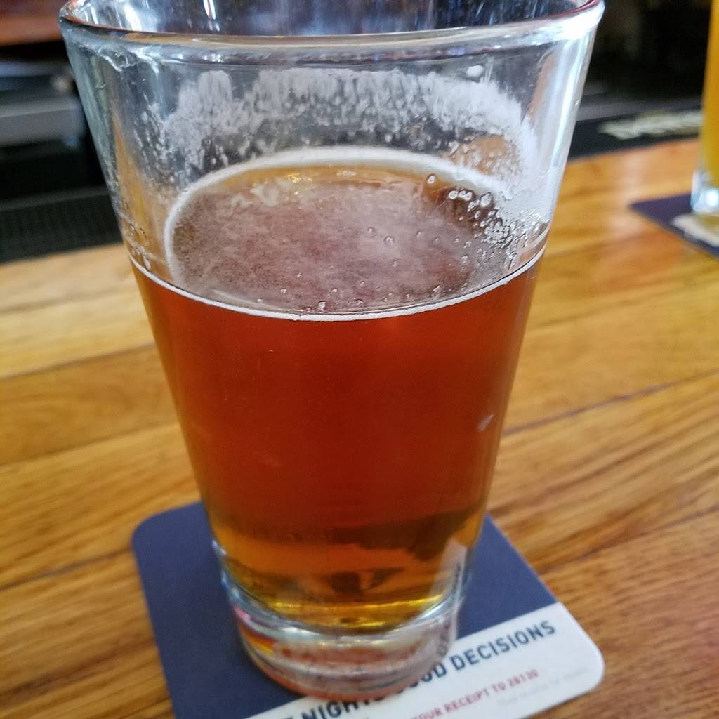 Cleveland Park Bar and Grill | restaurant | 3421 Connecticut Ave NW, Washington, DC 20008, USA | 2028068940 OR +1 202-806-8940