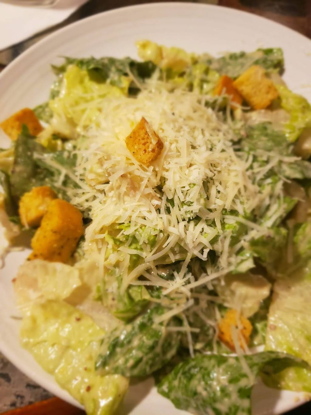 Carrabbas Italian Grill | restaurant | 15 Van Campen Blvd, Wilmington, NC 28403, USA | 9107949094 OR +1 910-794-9094