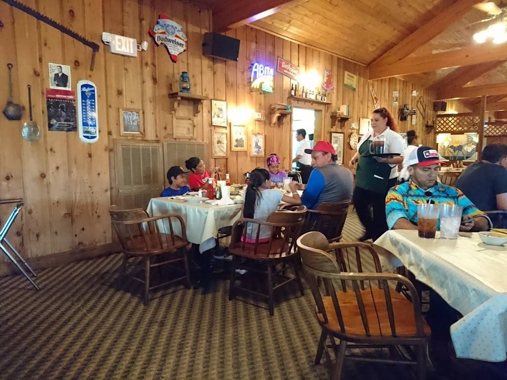 Acadiana Cafe | restaurant | 1289 SW Loop 410, San Antonio, TX 78227, USA | 2106740019 OR +1 210-674-0019