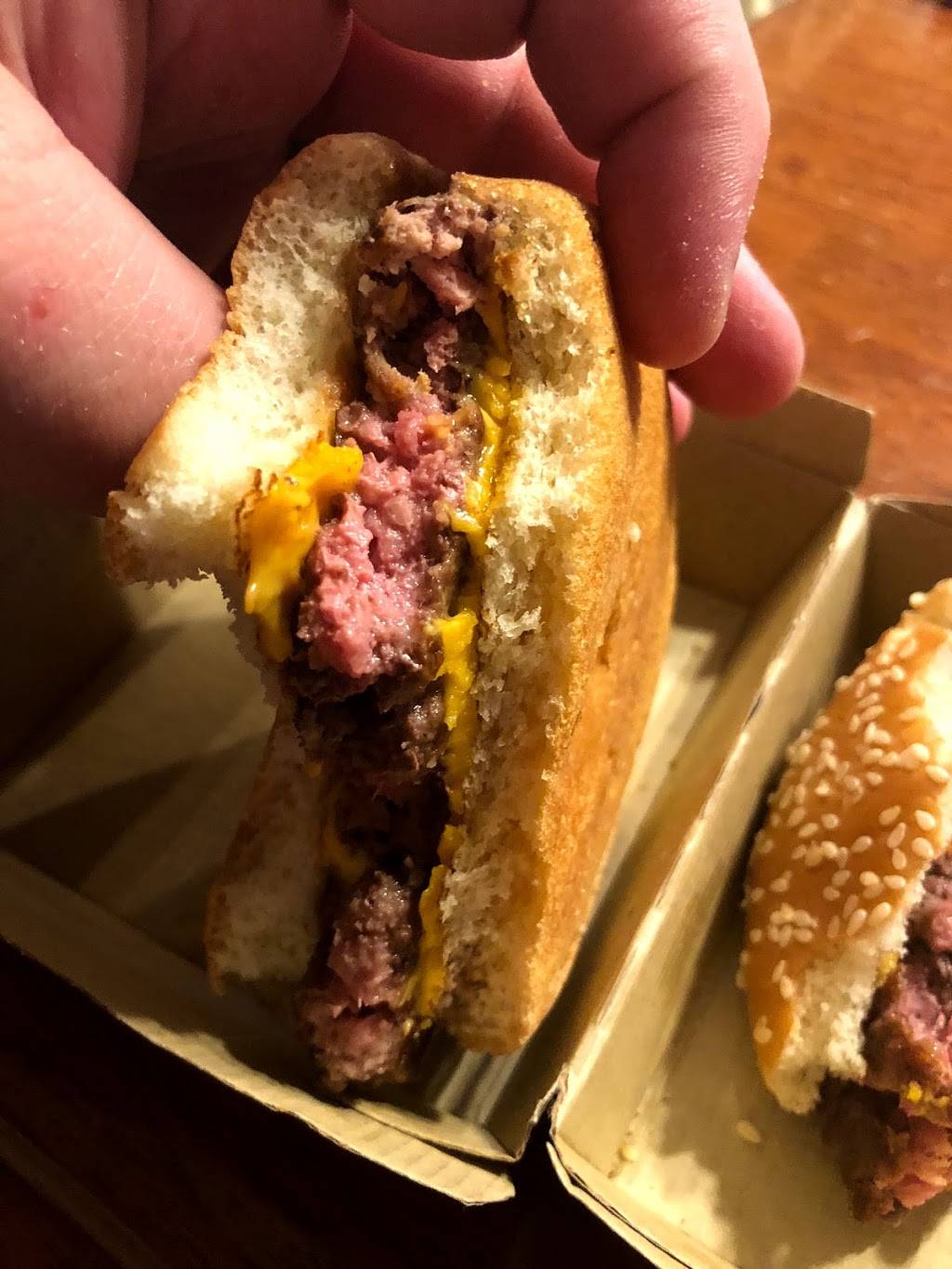 McDonalds | cafe | 1706 Elkhart Rd, Goshen, IN 46526, USA | 5745331271 OR +1 574-533-1271