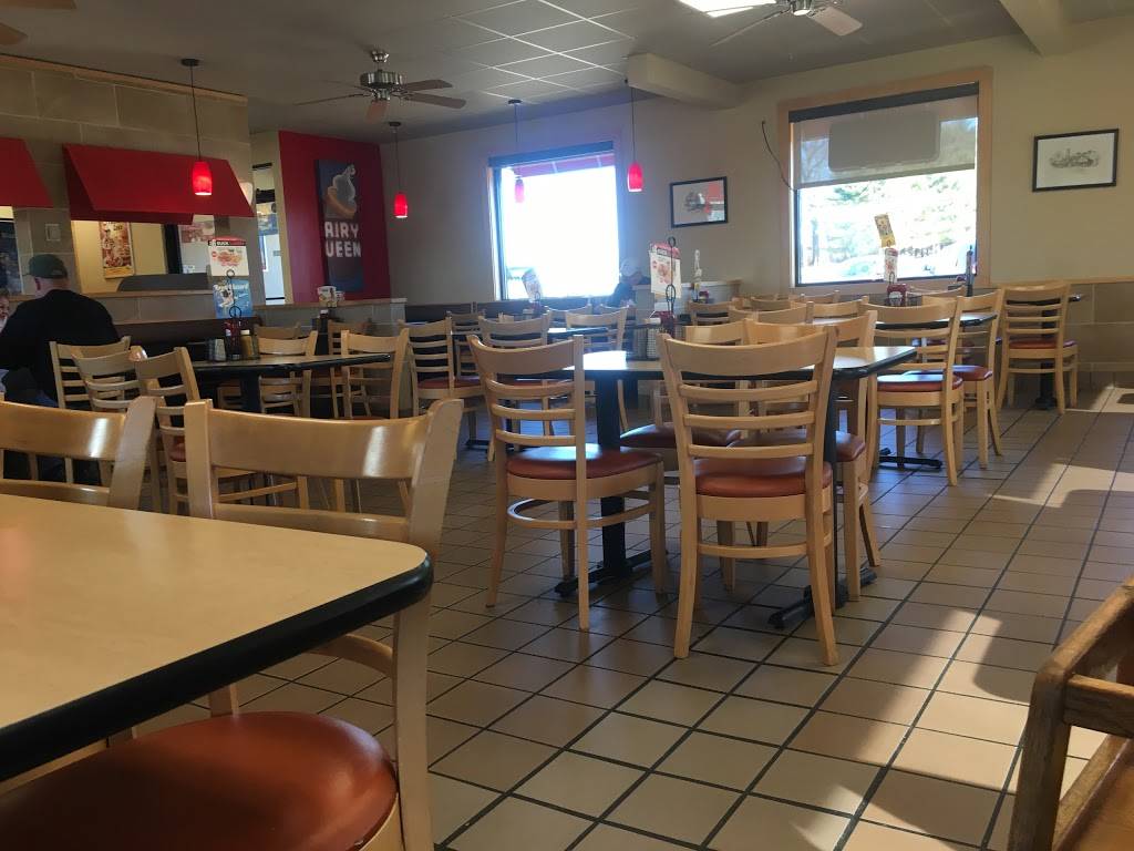 Dairy Queen Grill & Chill | restaurant | 808 E W Oak St, Fort Branch, IN 47648, USA | 8127533579 OR +1 812-753-3579