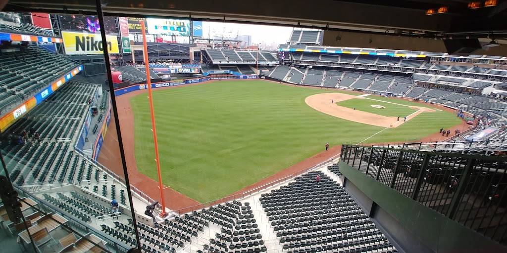 The Porsche Club at Citi Field | restaurant | 123-01 Roosevelt Ave, Flushing, NY 11368, USA | 7185654333 OR +1 718-565-4333