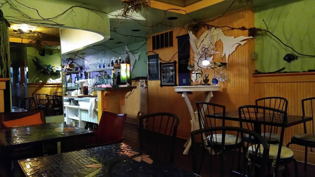 Suzies Soba | restaurant | 1009 W 36th St, Baltimore, MD 21211, USA | 4102430051 OR +1 410-243-0051