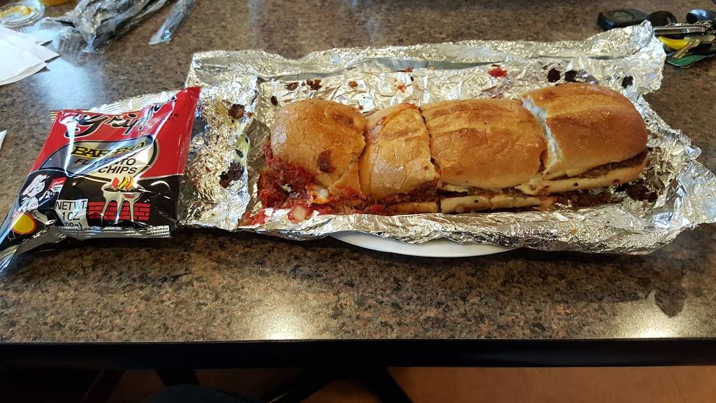 Pizza King | restaurant | 220 N St Joseph Ave, Evansville, IN 47712, USA | 8124247976 OR +1 812-424-7976