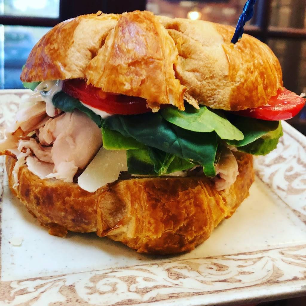 Coffee Factory and Cafe | cafe | 12789 Waterford Lakes Pkwy #1, Orlando, FL 32828, USA | 4072772220 OR +1 407-277-2220