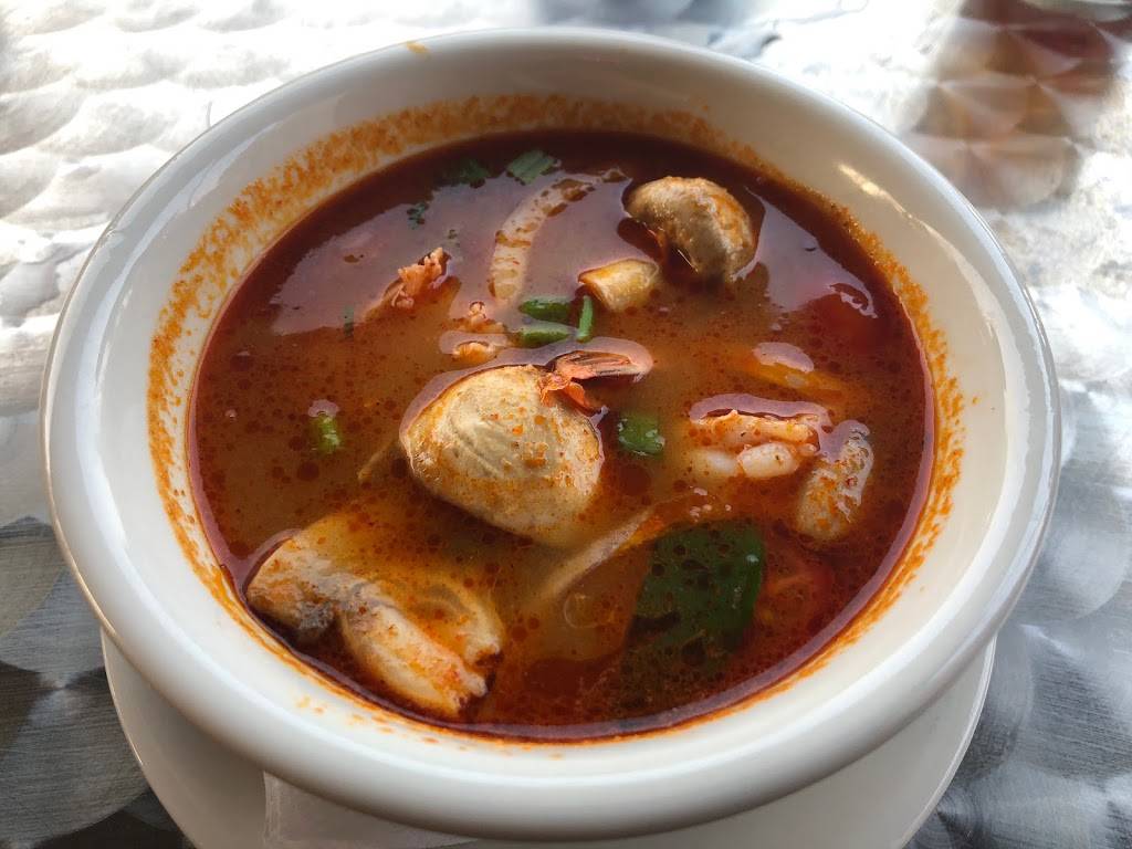 Chiang Mai Thai Cookhouse | restaurant | 6813 Elm St, McLean, VA 22101, USA | 7038488848 OR +1 703-848-8848