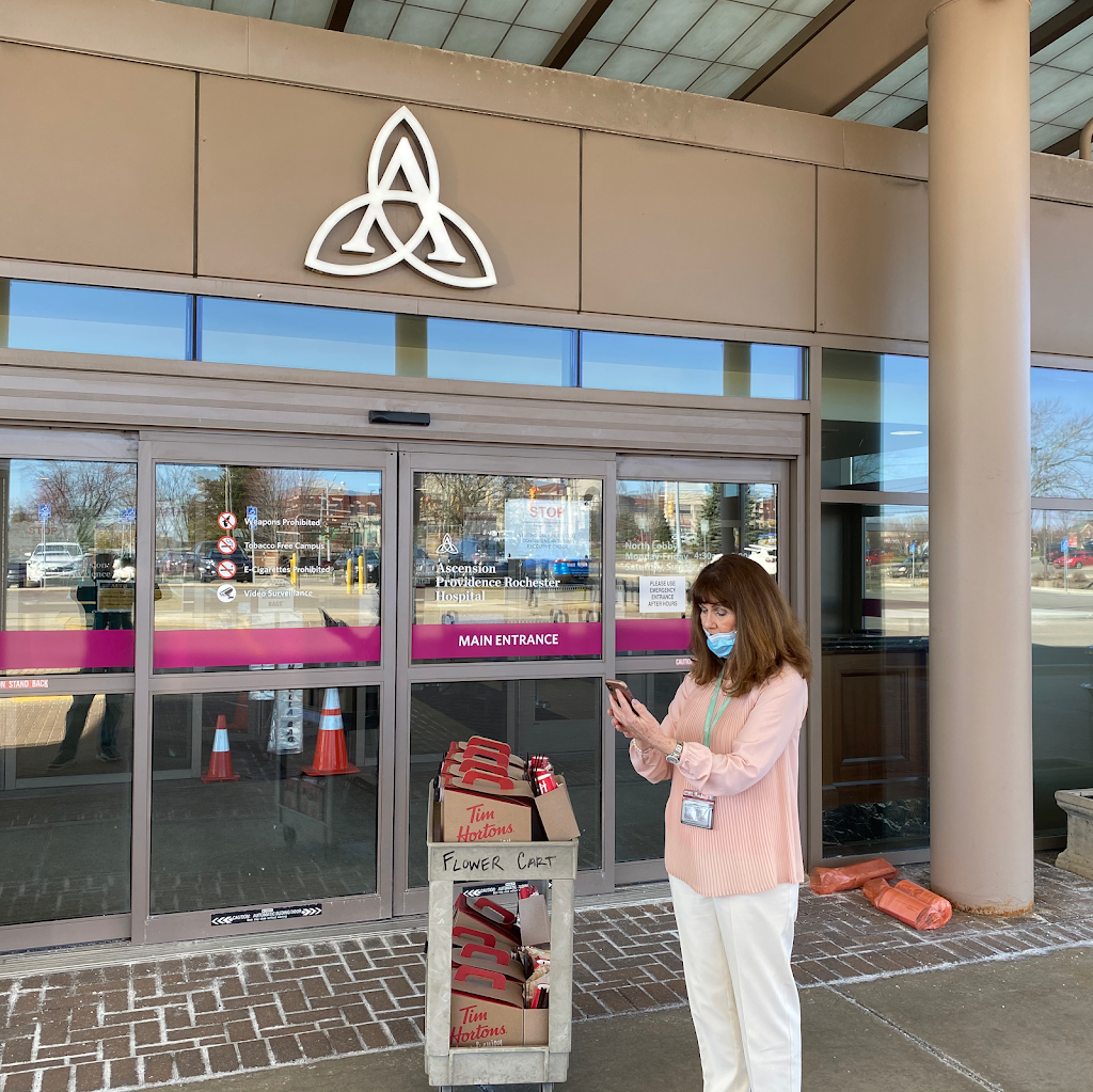 Tim Hortons | restaurant | 940 S Rochester Rd, Rochester Hills, MI 48307, USA | 2486528292 OR +1 248-652-8292