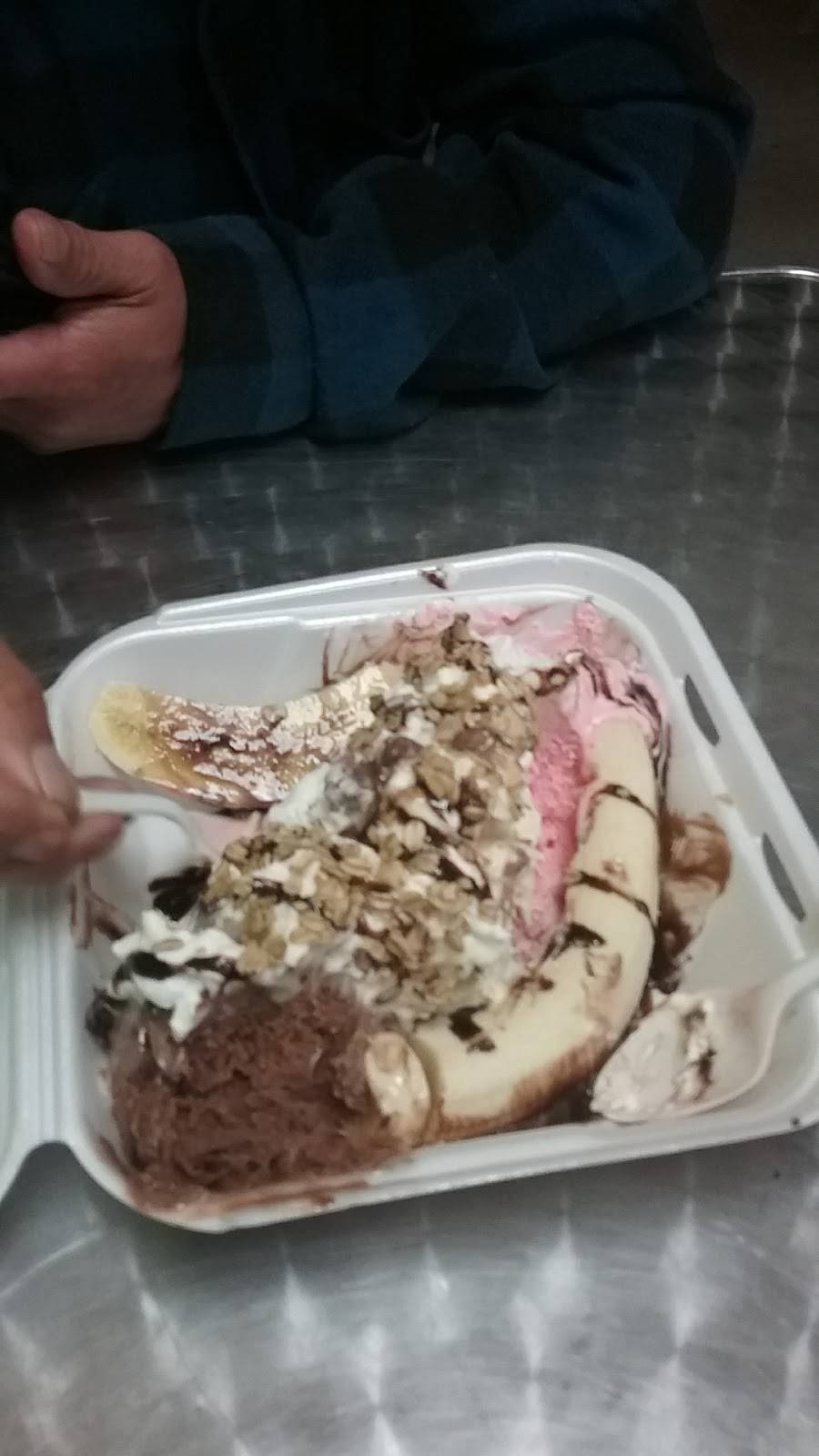 Papayas | restaurant | 13313 Palm Dr, Desert Hot Springs, CA 92240, USA | 7602512403 OR +1 760-251-2403