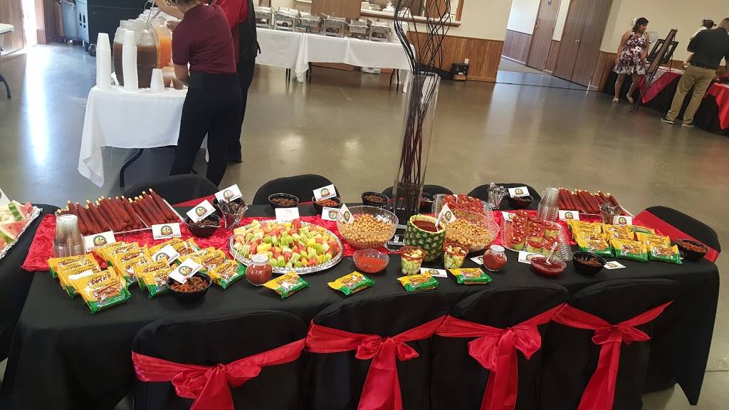 Chabelitas Yummy Foods and Fruits | restaurant | 109 Bridge St, Le Sueur, MN 56058, USA | 6122513714 OR +1 612-251-3714