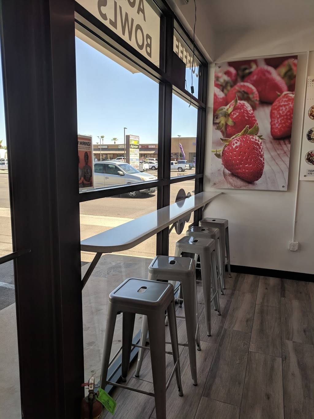 Berry Divine Acai Bowls | cafe | 2816 N 16th St ste a, Phoenix, AZ 85006, USA | 6022186372 OR +1 602-218-6372