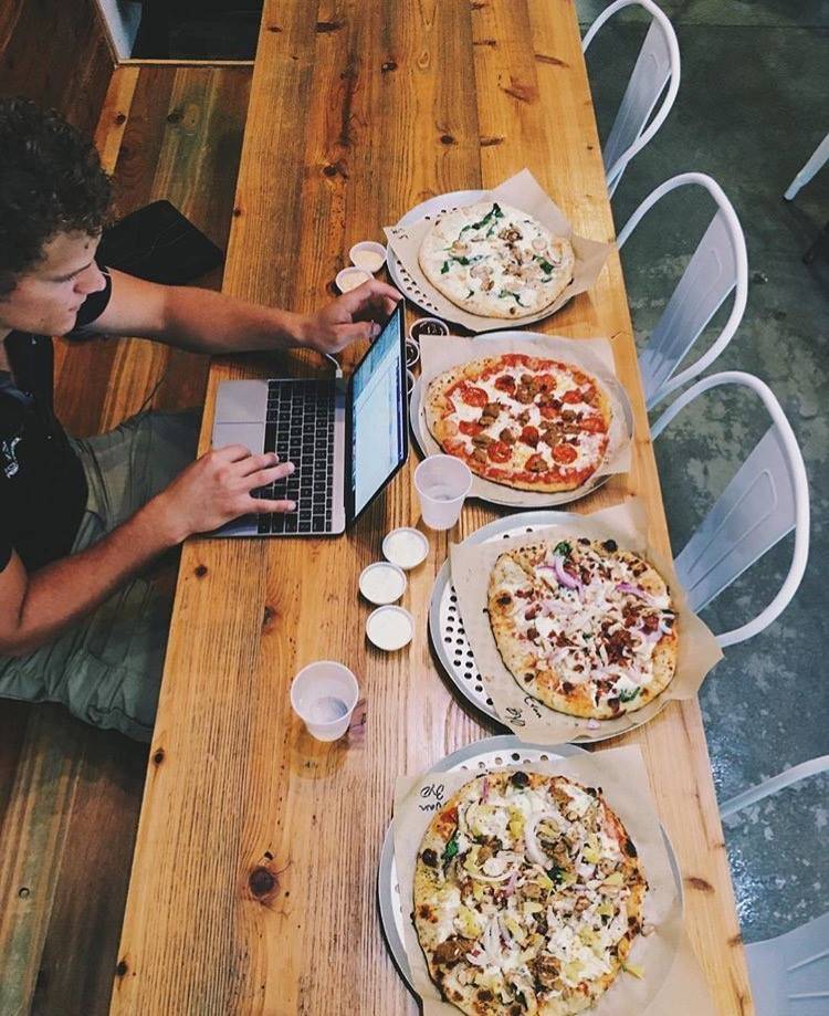 mickeys pizzeria | restaurant | 5 Wilton Gansevoort Rd, Gansevoort, NY 12831, USA | 9512105681 OR +1 951-210-5681