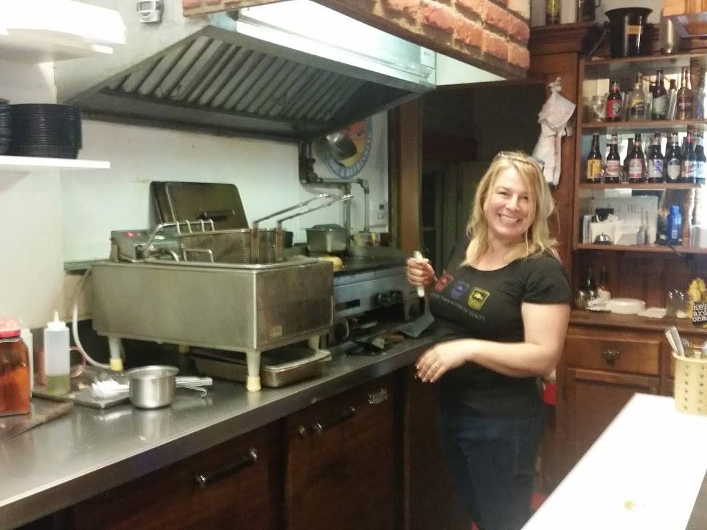 Ott Haus Pub & Grill | restaurant | 406 2nd St, New Glarus, WI 53574, USA | 6085272218 OR +1 608-527-2218