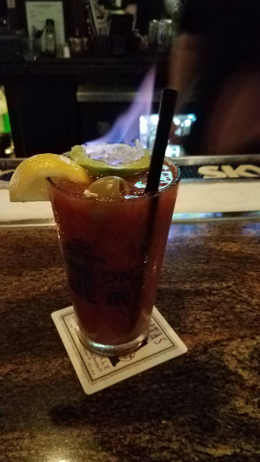 1724 Downtown Bar & Grill | restaurant | 1724 Market St, Redding, CA 96001, USA | 5307681571 OR +1 530-768-1571