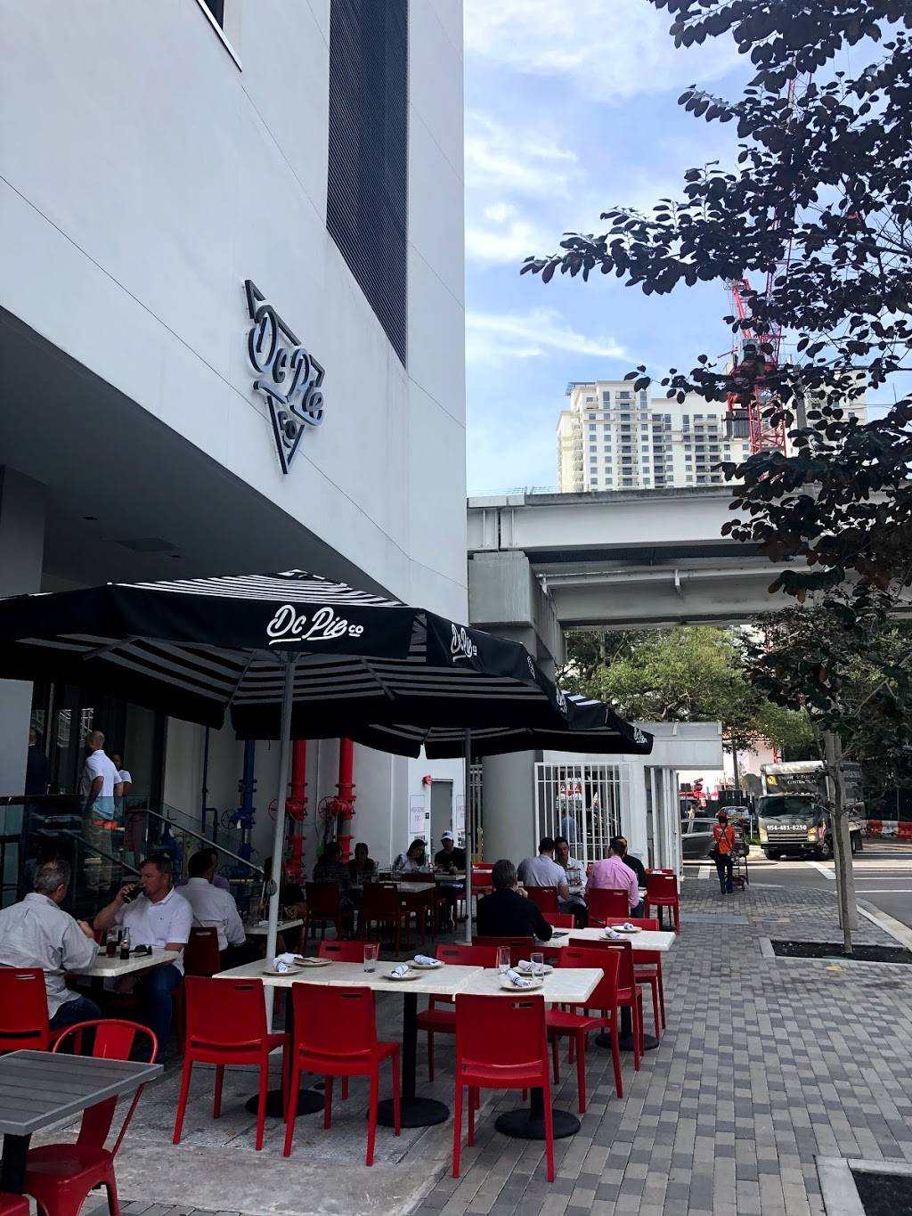DC PIE CO. BRICKELL | restaurant | 1010 Brickell Ave #200, Miami, FL 33131, USA | 7864536888 OR +1 786-453-6888