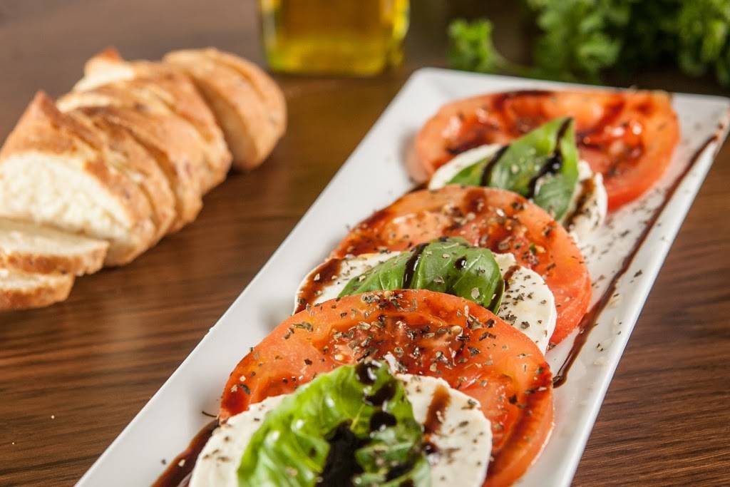 Trevi Pasta | restaurant | 2120 Edgewater Dr, Orlando, FL 32804, USA | 4079852577 OR +1 407-985-2577