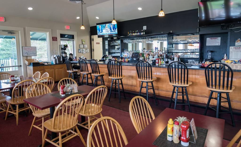 Tavern on the Green at Olde Barnstable | restaurant | 1460 MA-149, Marstons Mills, MA 02648, USA | 7746028183 OR +1 774-602-8183