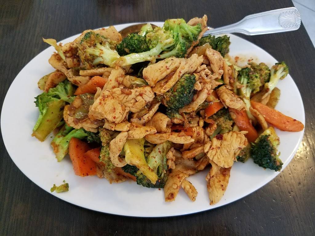 Thai House On Shea | restaurant | 6949 E Shea Blvd, Scottsdale, AZ 85254, USA | 4809915004 OR +1 480-991-5004