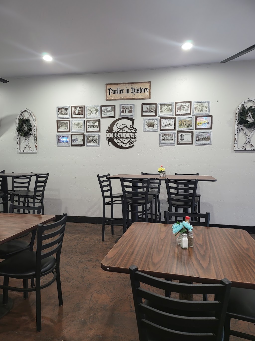 Corral Cafe | restaurant | 660 Fresno St, Parlier, CA 93648, USA | 5596462249 OR +1 559-646-2249