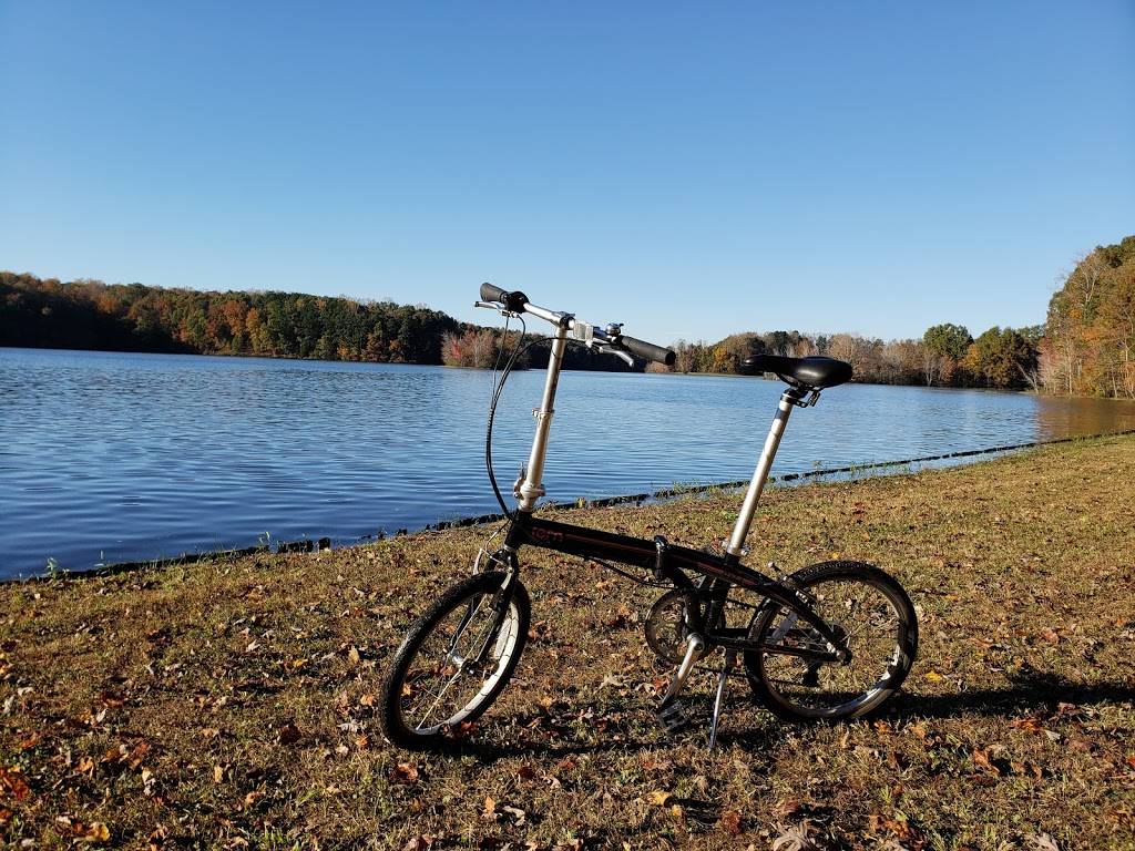 Lake Holt Lakeside Grill | restaurant | 1200 Lake Holt Road, Butner, NC 27509, USA | 9195753110 OR +1 919-575-3110