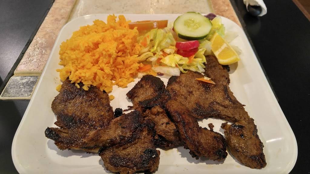 Pupuseria La Familiar | restaurant | 8145 Baltimore Ave K, College Park, MD 20740, USA | 3014748484 OR +1 301-474-8484