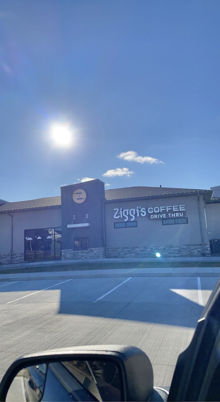 Ziggis Coffee | cafe | 1606 NW Irvinedale Dr, Ankeny, IA 50023, USA | 5159643677 OR +1 515-964-3677