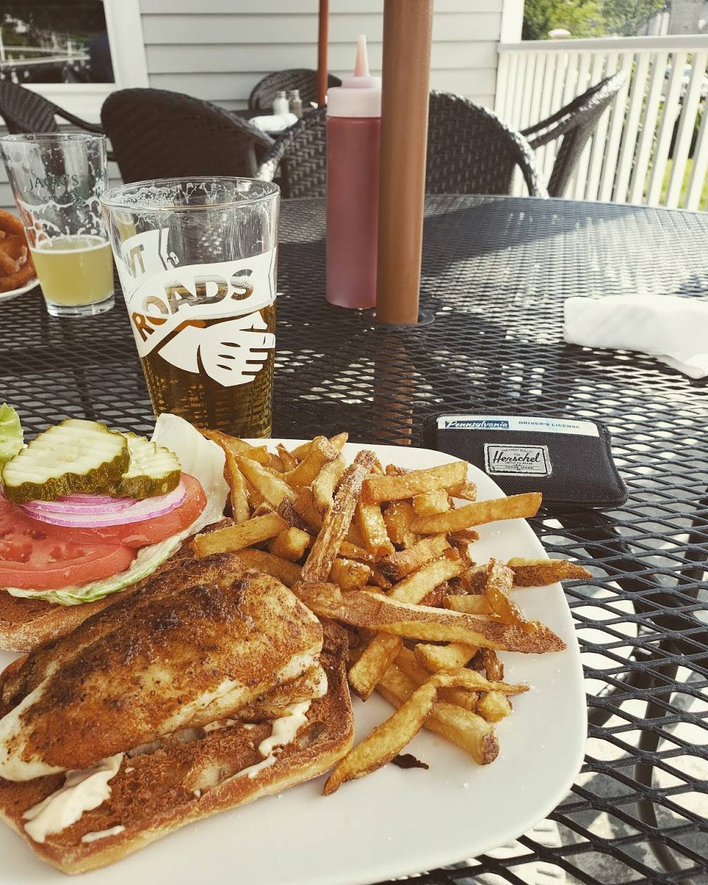 Black Cat Grille | restaurant | 58 Redding Rd, Redding, CT 06896, USA | 2035871276 OR +1 203-587-1276