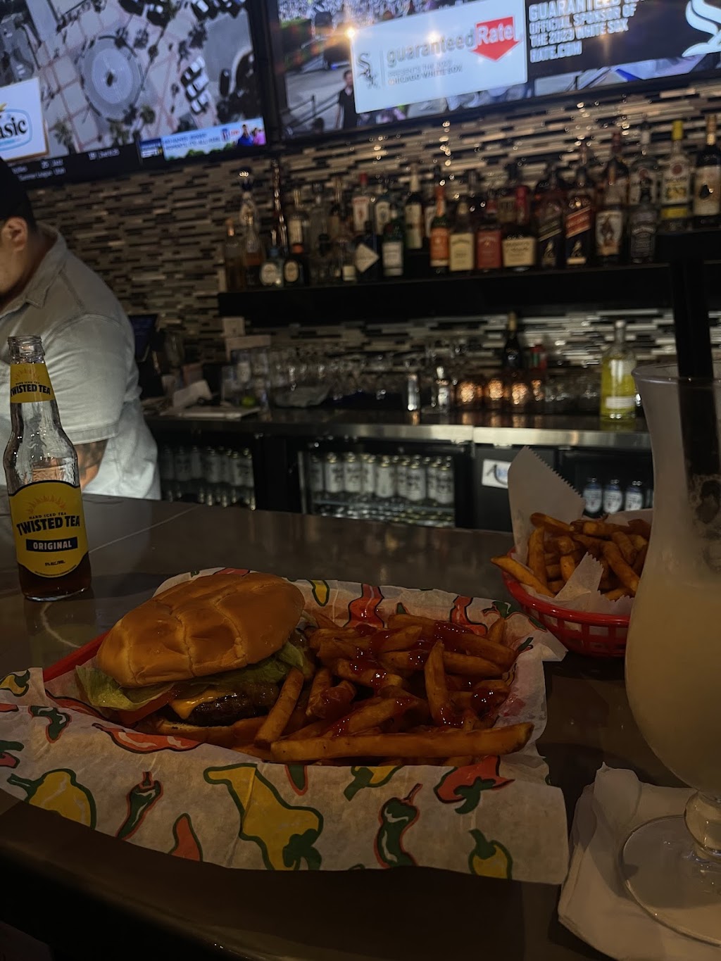 Uncle Johns Sports Bar & Grill | restaurant | 6542 Joliet Rd, Countryside, IL 60525, USA | 7086394158 OR +1 708-639-4158