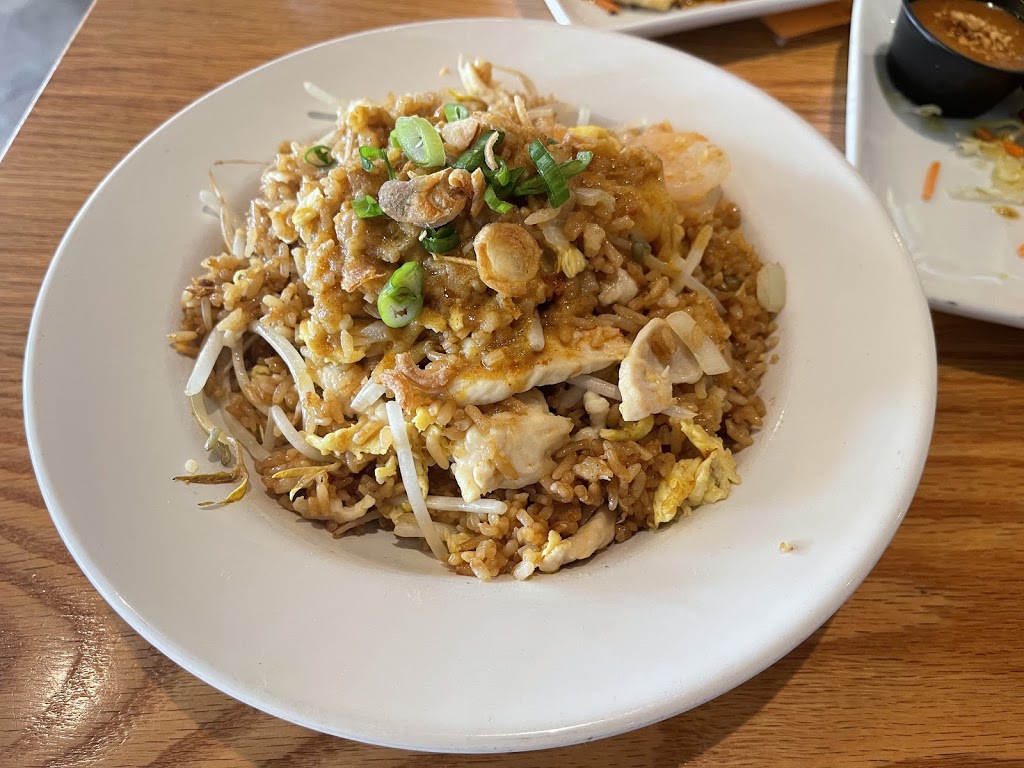 Mamak Asian Street Food | restaurant | 1231 E Colonial Dr, Orlando, FL 32803, USA | 4072704688 OR +1 407-270-4688