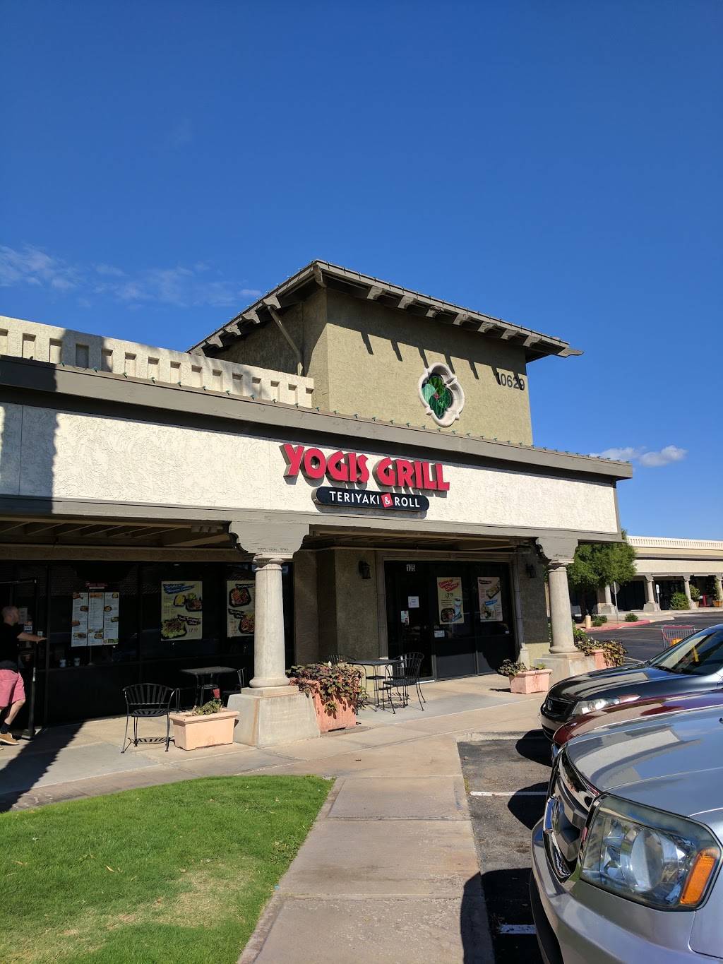 Yogis Grill Scottsdale | restaurant | 10629 N Scottsdale Rd #105, Scottsdale, AZ 85254, USA | 4808901200 OR +1 480-890-1200