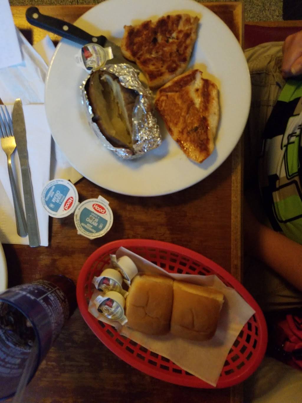 Mineral Restaurant | restaurant | 42 Davis Hwy, Mineral, VA 23117, USA | 5408944927 OR +1 540-894-4927