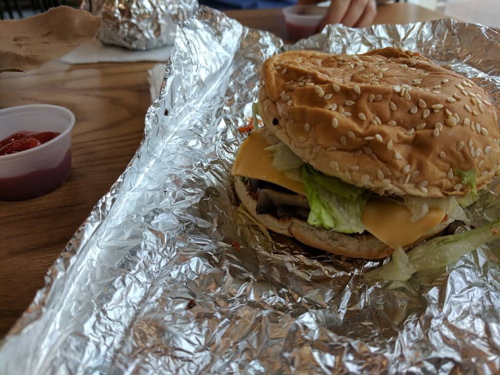 Five Guys | meal takeaway | 1384 W Main St, Gaylord, MI 49735, USA | 9894482585 OR +1 989-448-2585