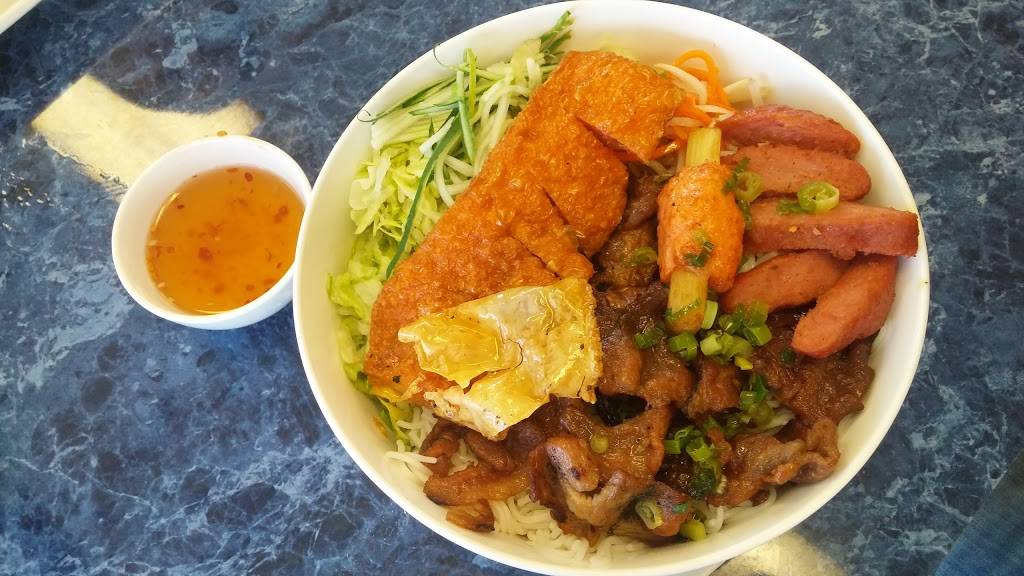 Pho Viet Noodle House & Restaurant | restaurant | 3142 W New Haven Ave, West Melbourne, FL 32904, USA | 3218373737 OR +1 321-837-3737