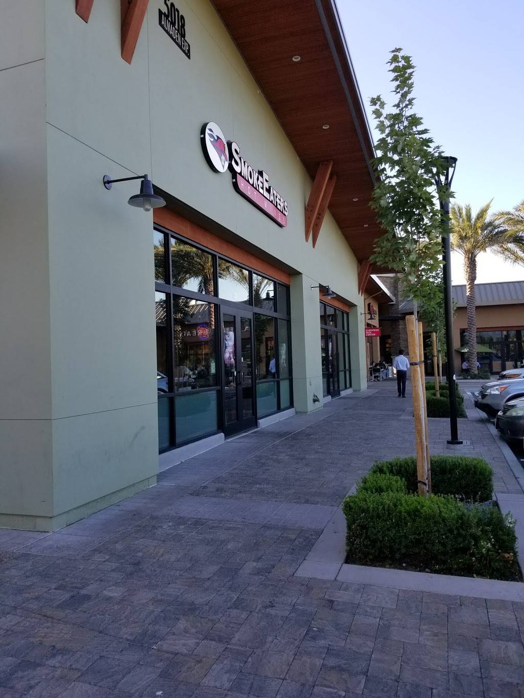 SmokeEaters | restaurant | 5018 Almaden Expy #30, San Jose, CA 95118, USA | 4082671430 OR +1 408-267-1430