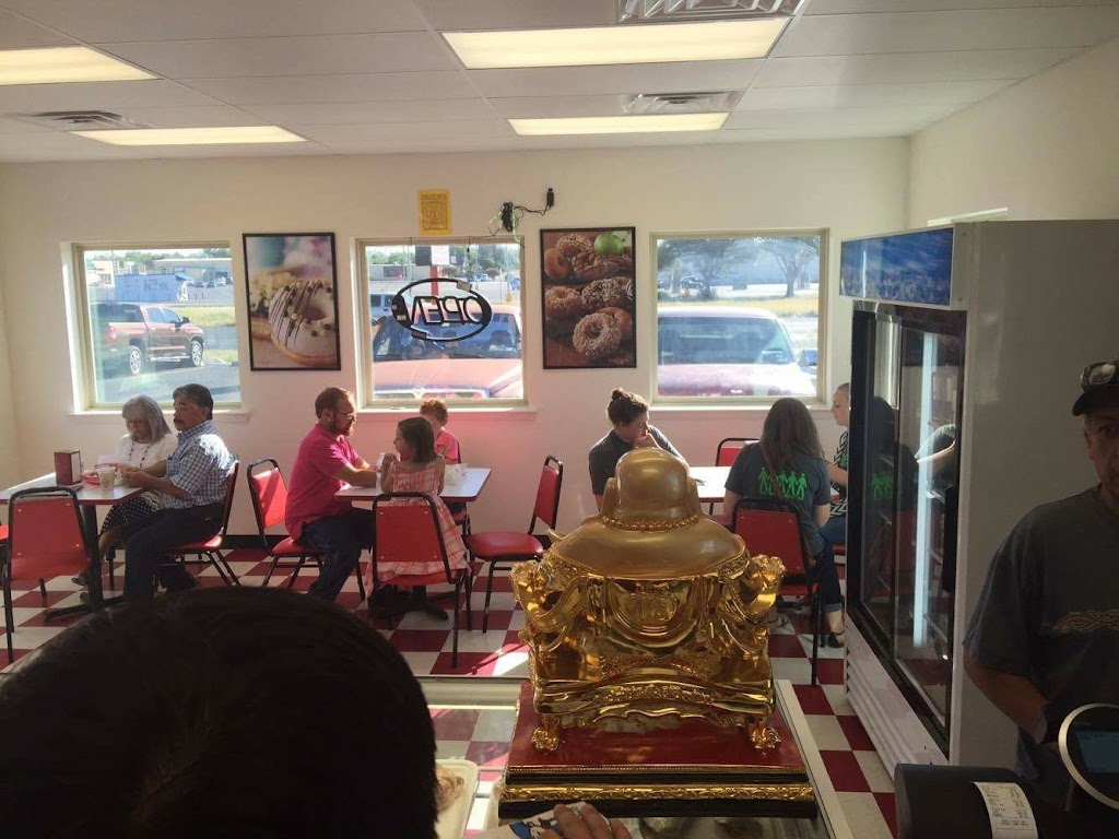 The Donut palace | restaurant | 1917 N Bryant Blvd, San Angelo, TX 76903, USA | 3254810019 OR +1 325-481-0019