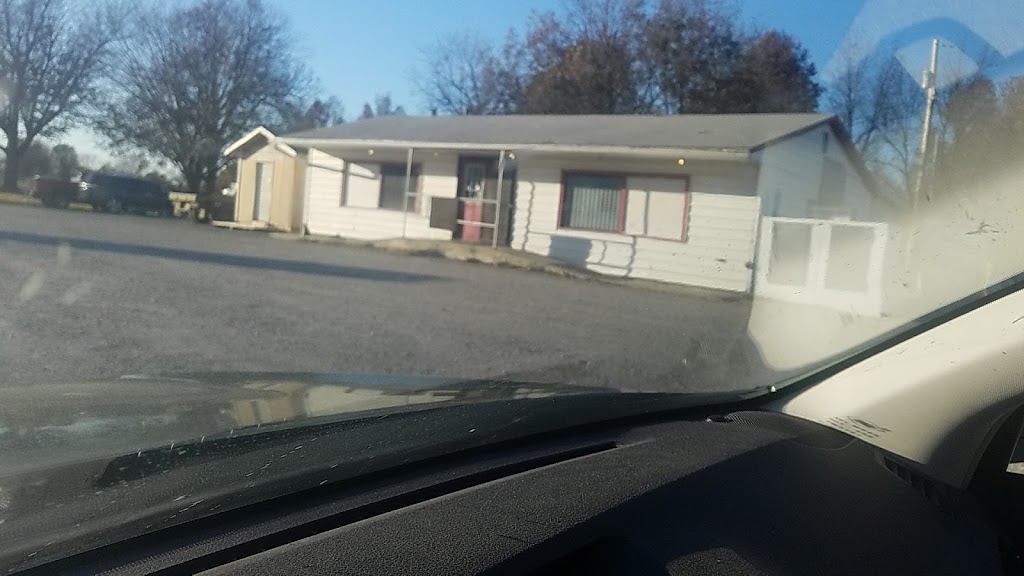 Angelos Deli & Market | restaurant | 9057 US-160, Columbus, KS 66725, USA | 6205972525 OR +1 620-597-2525