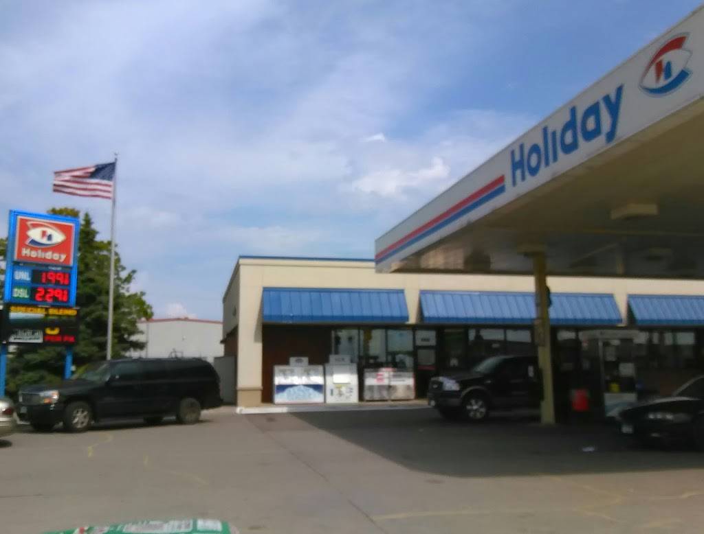 Holiday Stationstores | cafe | 2438 Margaret St N, St Paul, MN 55109, USA | 6517791952 OR +1 651-779-1952