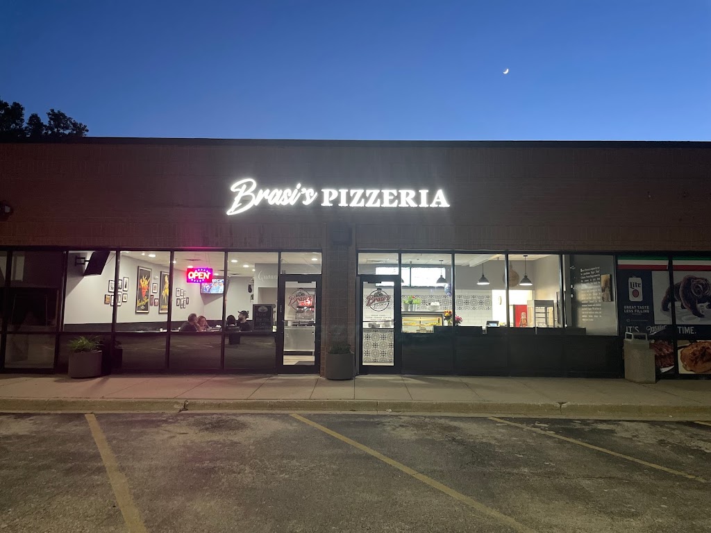 Brasis Pizzeria | restaurant | 5328 Main St Unit 114, Lisle, IL 60532, USA | 6308528989 OR +1 630-852-8989