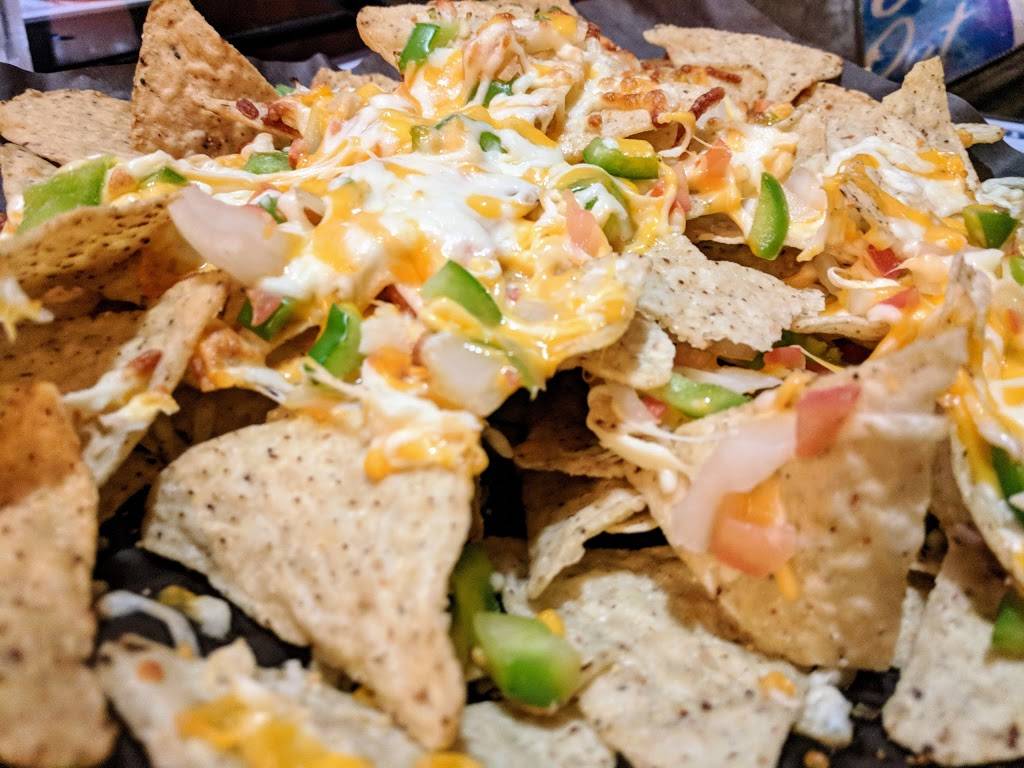 The Rose & Crown | restaurant | 36 Ontario Rd, Mitchell, ON N0K 1N0, Canada | 5193489838 OR +1 519-348-9838