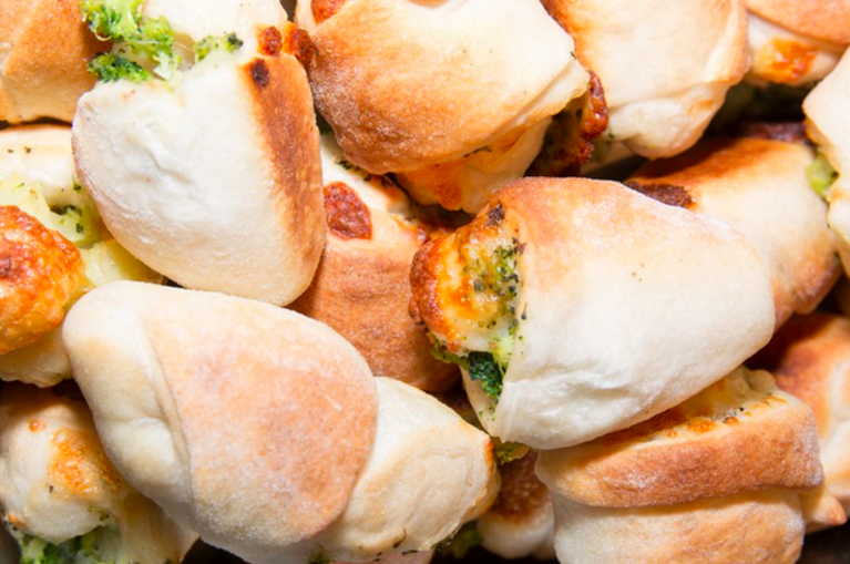 Glendale Pizza | restaurant | 6827 Myrtle Ave, Glendale, NY 11385, USA | 7183668313 OR +1 718-366-8313