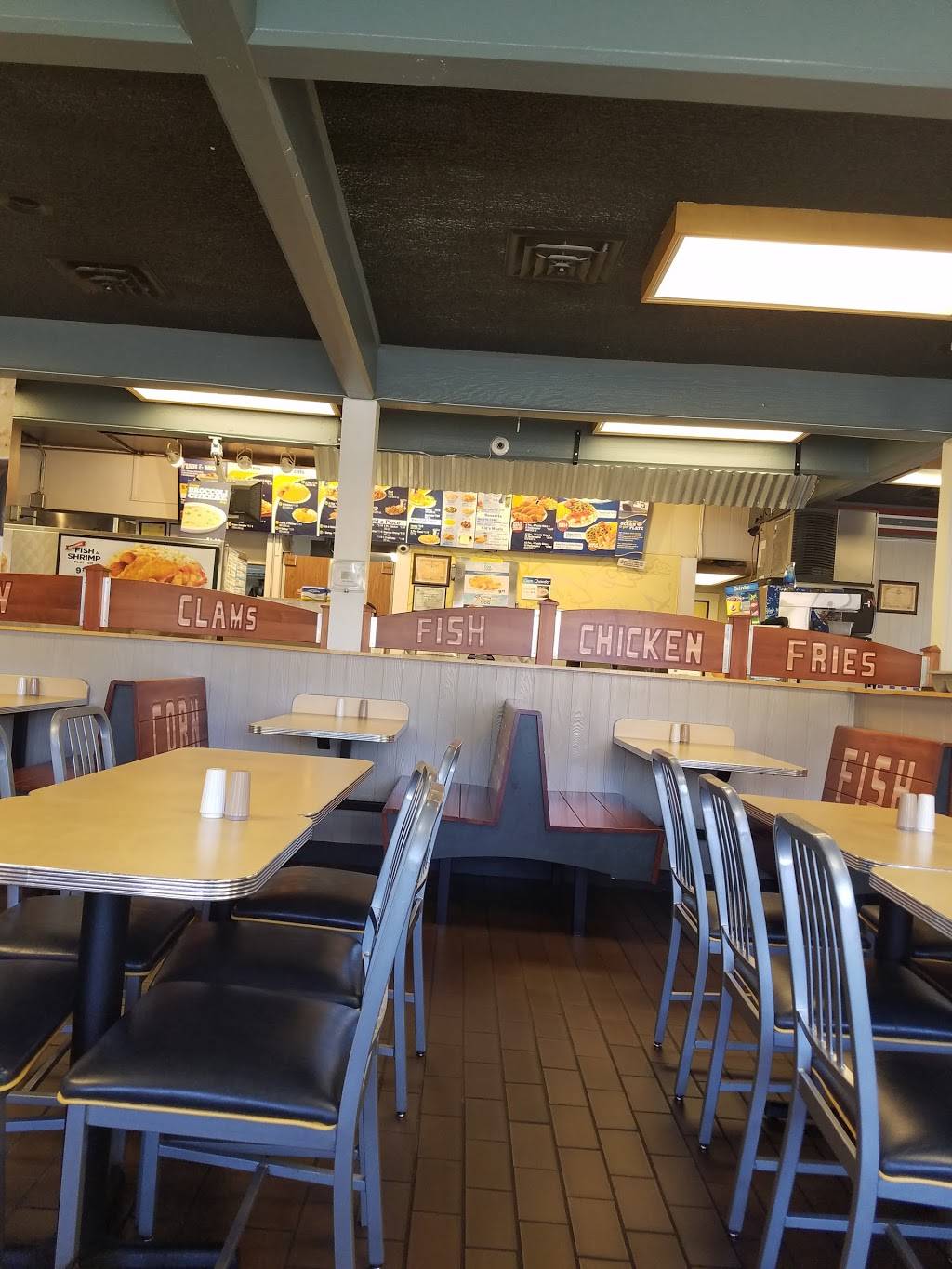 Long John Silvers | restaurant | 1015 Redwood St, Vallejo, CA 94590, USA | 7075531449 OR +1 707-553-1449