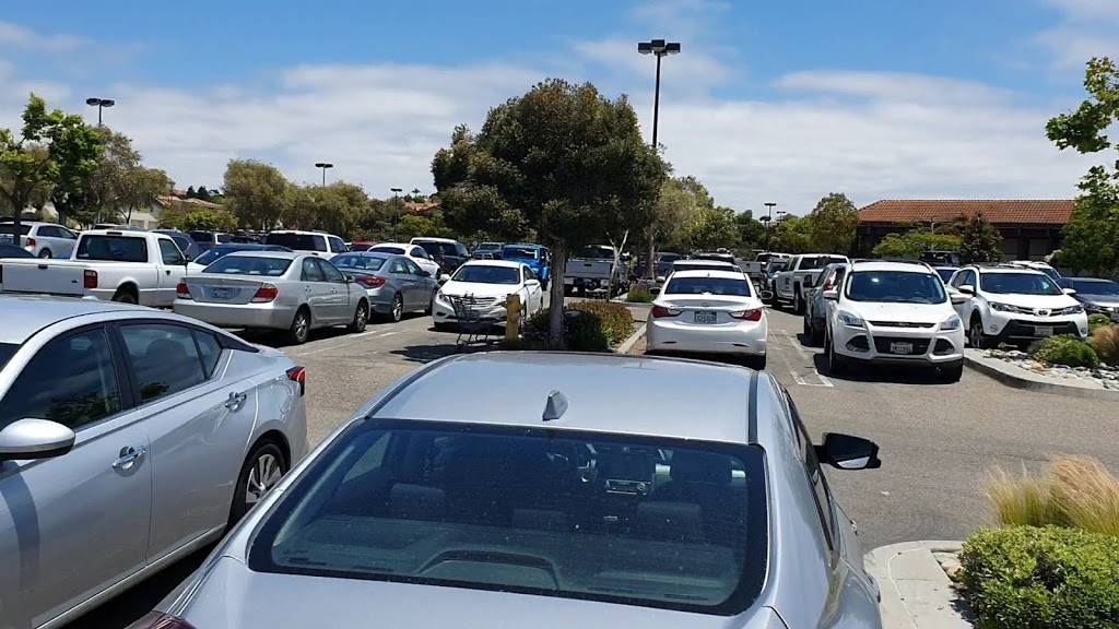 In-N-Out Burger | restaurant | 1170 W Branch St, Arroyo Grande, CA 93420, USA | 8007861000 OR +1 800-786-1000